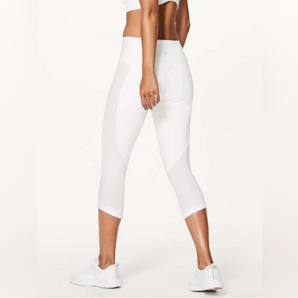 Lululemon Ready Set Go Crop (21")White size 6 EUC